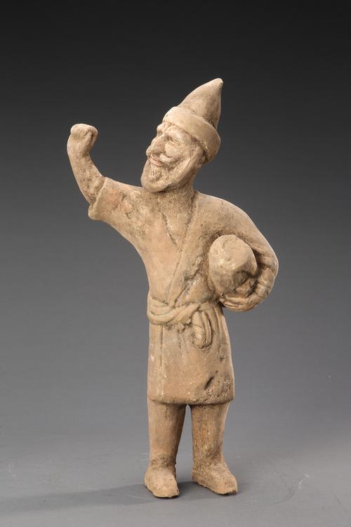 陶画彩夹包袱男立俑