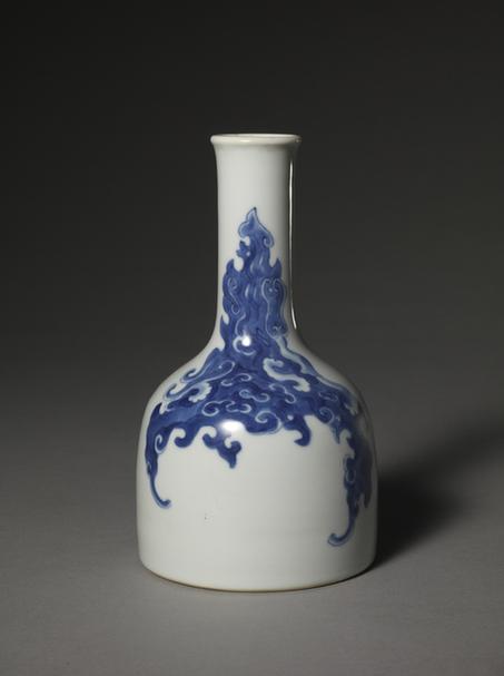 雍正款青花夔凤纹双陆尊