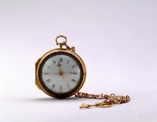 铜镀金仕女戏鸽珐琅画怀表