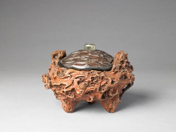 天然木雕双耳三足炉