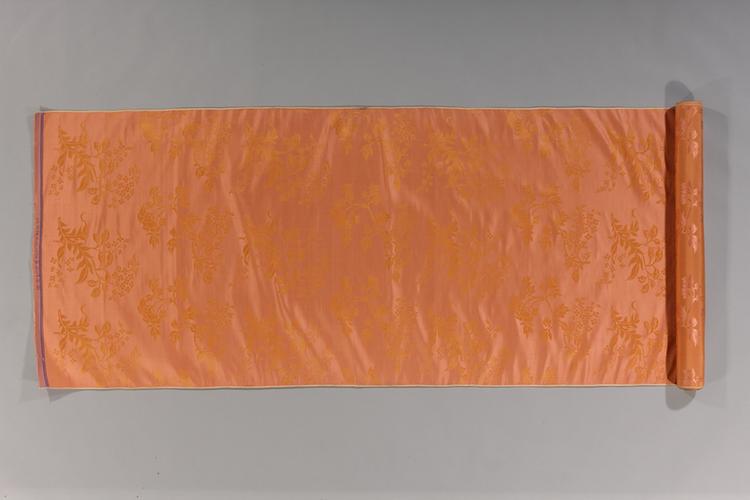 土黄色天竹牡丹纹江绸