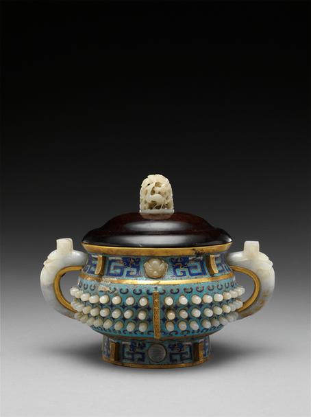 掐丝珐琅双玉耳乳丁出戟簋