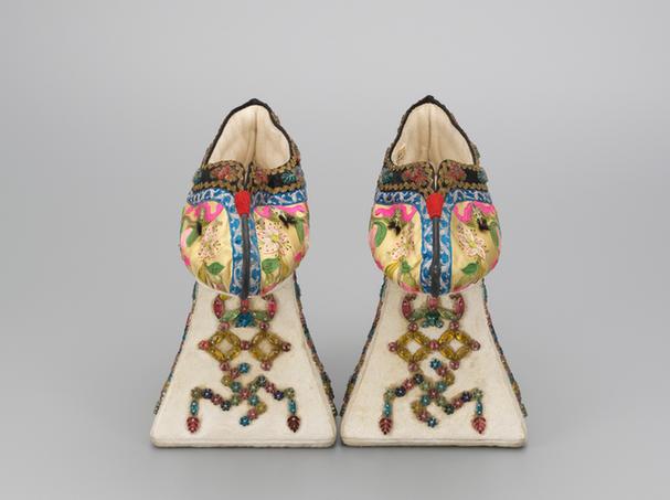 嵌料石万寿字花盆底女鞋