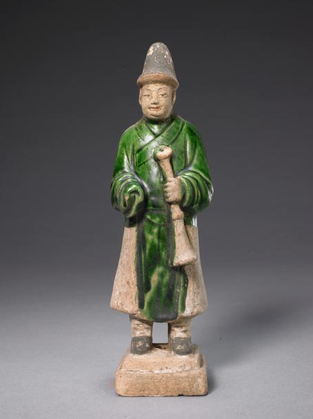 陶绿釉男立俑