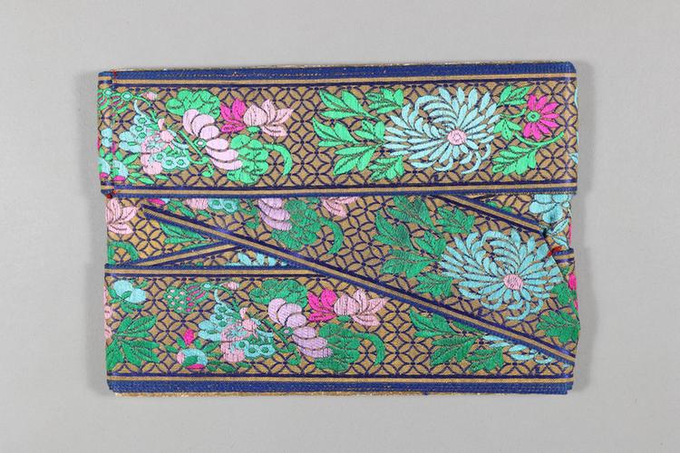 金地古钱牡丹纹绦