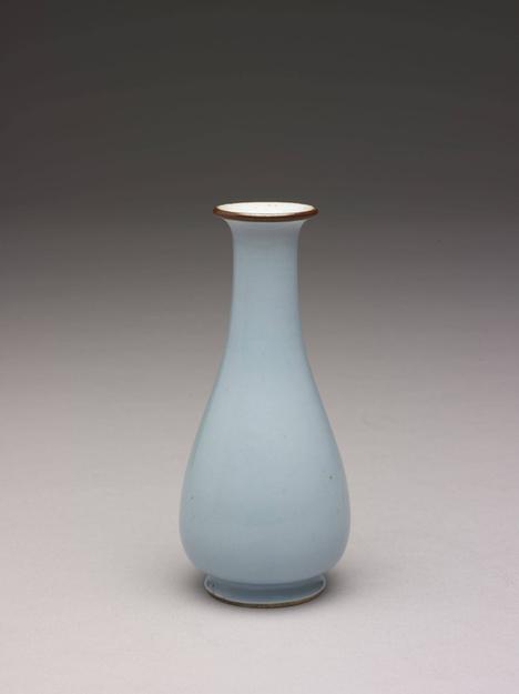 天青釉瓶