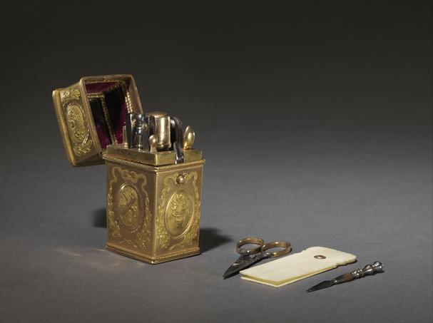 成份文具-鎏金方盒