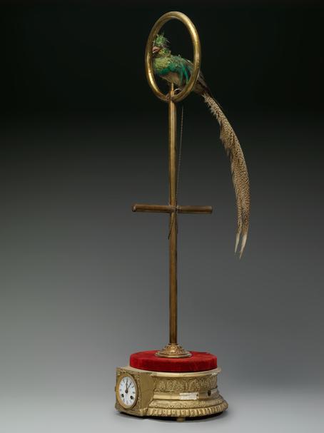 木制泥金座铜架鹦鹉钟