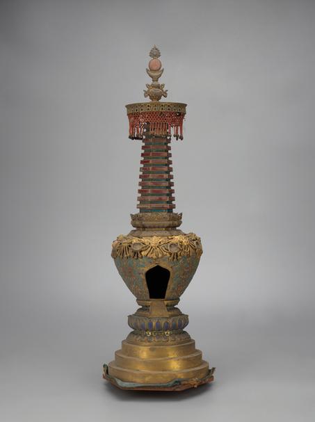 铜镀金烧蓝嵌瓷圆塔