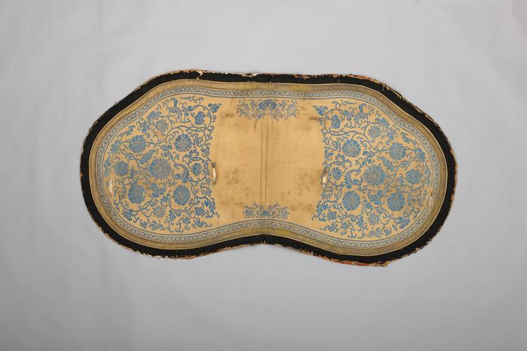 洋锦莲花纹鞍韂