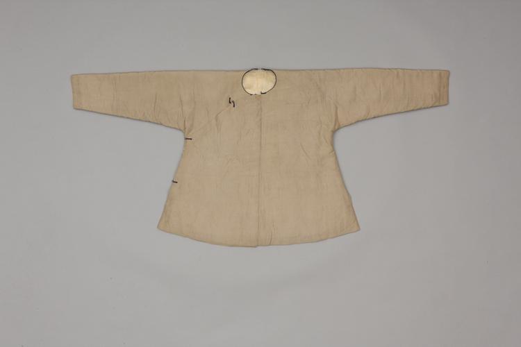 灰色团花纹暗花春绸天马皮袄