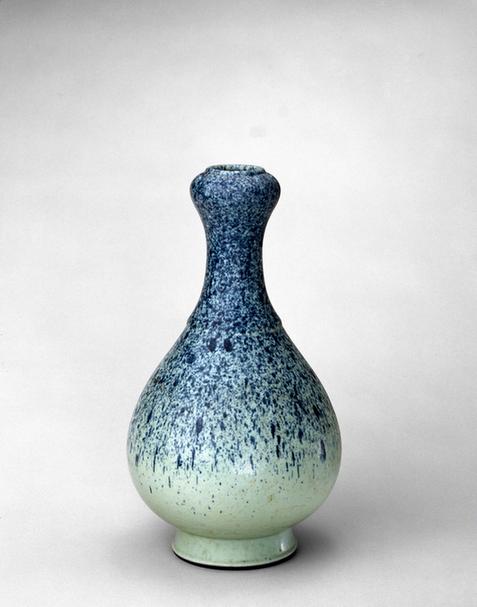 雍正款炉钧釉蒜头瓶