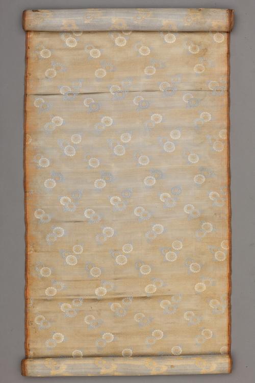 灰色地菊花纹织金锦