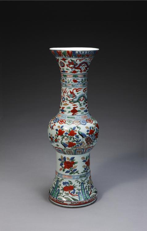 万历款五彩云龙花鸟图花觚