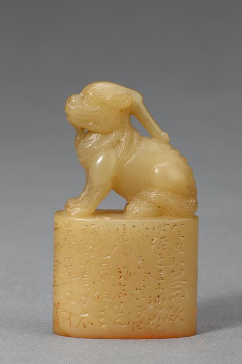 “金仙弟子”独角兽钮白寿山石章