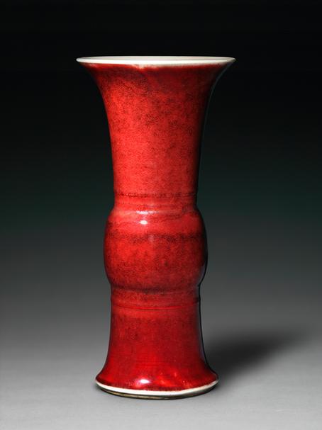 郎窑红釉花觚