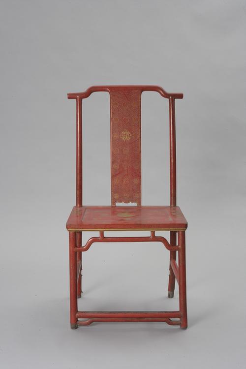 木红漆描金万蝠团花曲水双喜字纹椅子