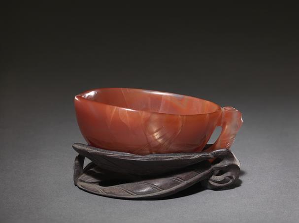 成份文具-玛瑙桃式杯