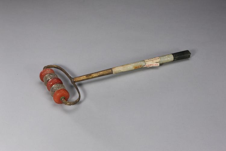 玛瑙水晶珠青玉柄太平车