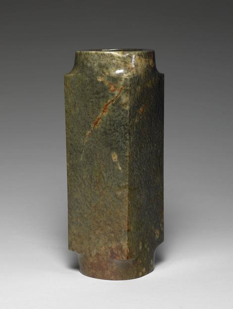 龙山—齐家系 约距今4600-3600年 玉琮