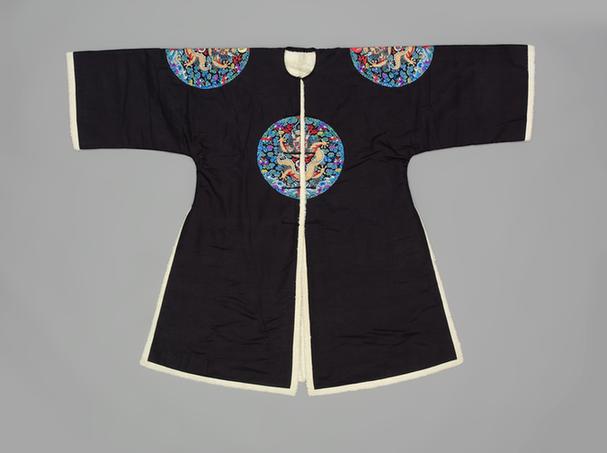 石青色绸绣四团云蝠金龙纹珍珠毛皮衮服