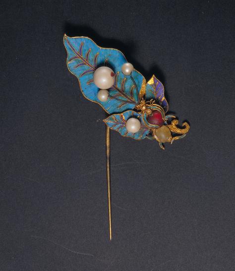 金镶珠石秋叶蜘蛛簪