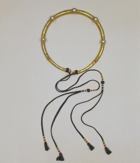 铜镀金镶料珠项圈