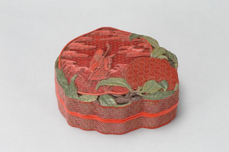 堆彩八仙祝寿图桃式盒