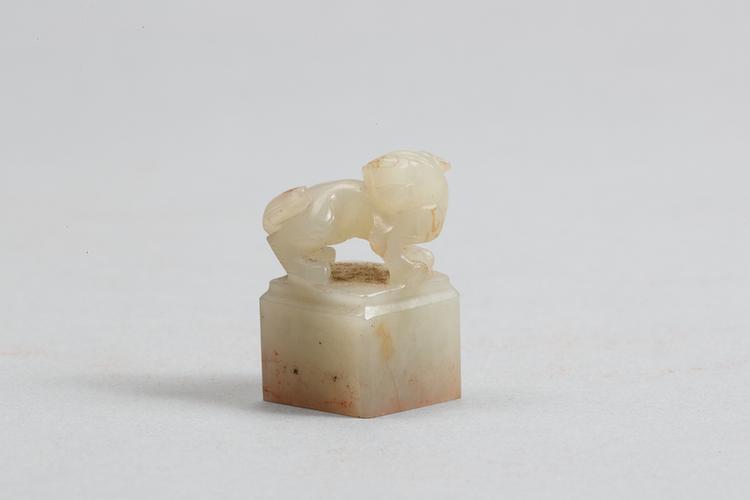 蹲狮纽“嘉庆御笔”章