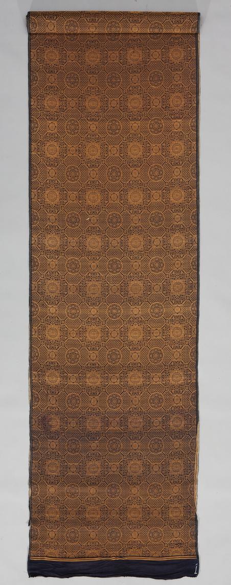 石青色龟背天华锦纹织金缎