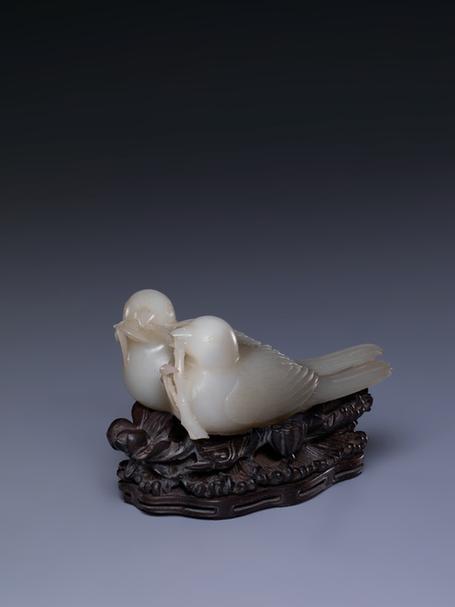 白玉衔竹枝双鸟