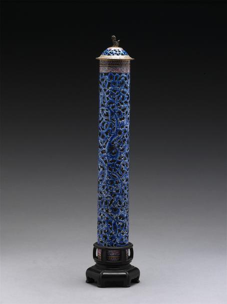 画珐琅镂空夔龙纹香筒