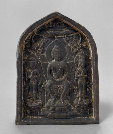 弥勒倚坐善业泥