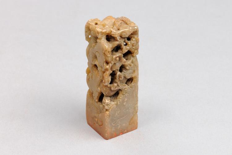 “小别辞其”兽钮寿山石章