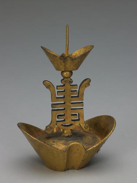 铜镀金元宝形蜡扦