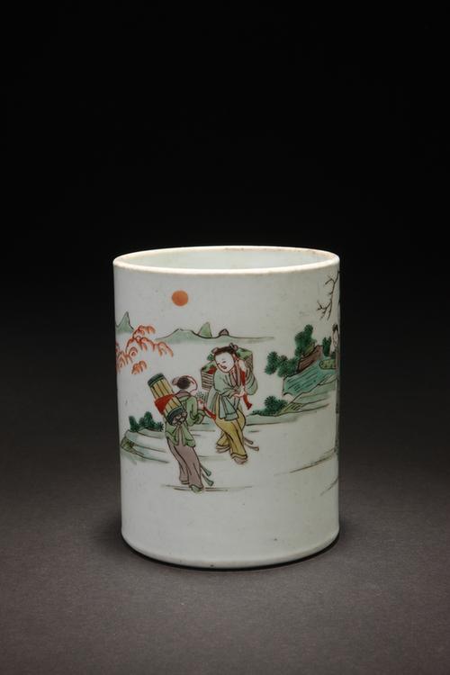 五彩人物图笔筒