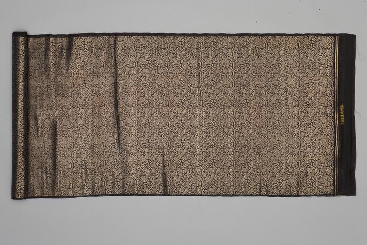 石青色福在眼前杂宝纹回回织金纱