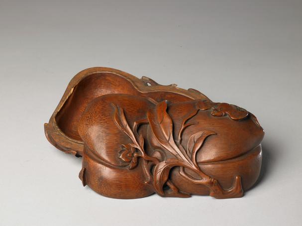 竹根雕双桃式盒