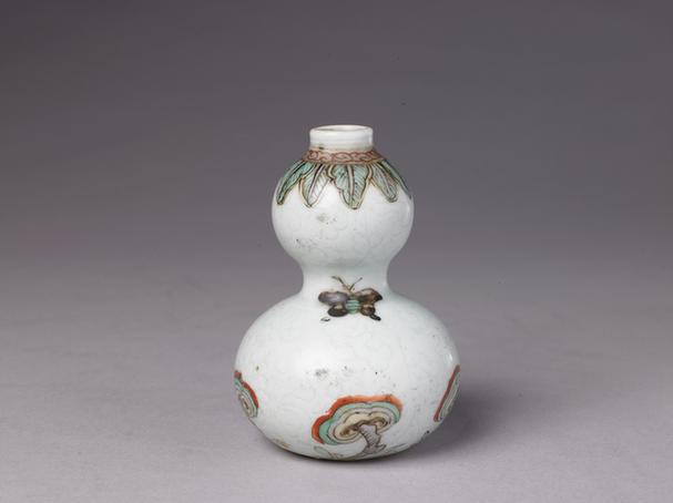 五彩灵芝暗花纹葫芦瓶