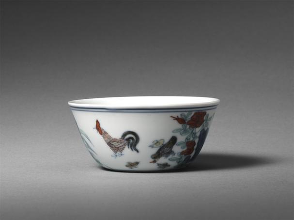 成化款斗彩鸡缸杯