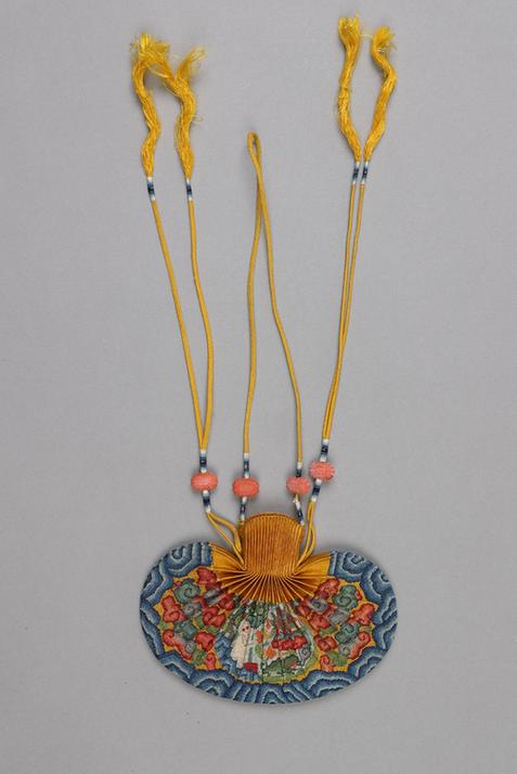 黄色缎口满纳地景纹腰圆荷包