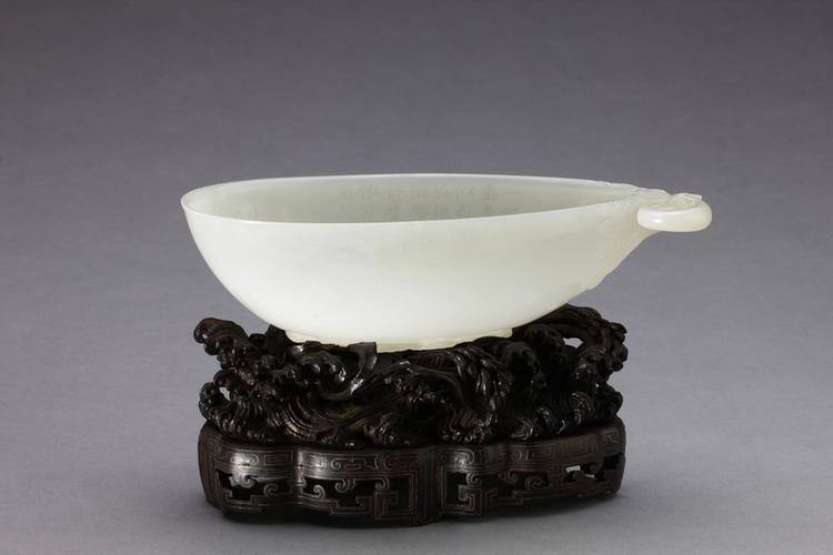 痕都斯坦白玉茄式洗