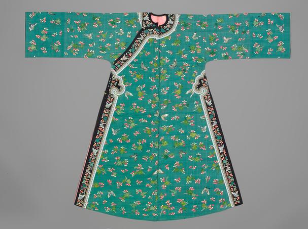 绿色缂丝海棠花蝶纹女夹氅衣