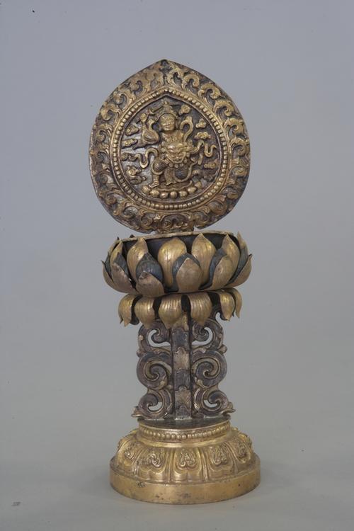 铜镶银七珍-马宝