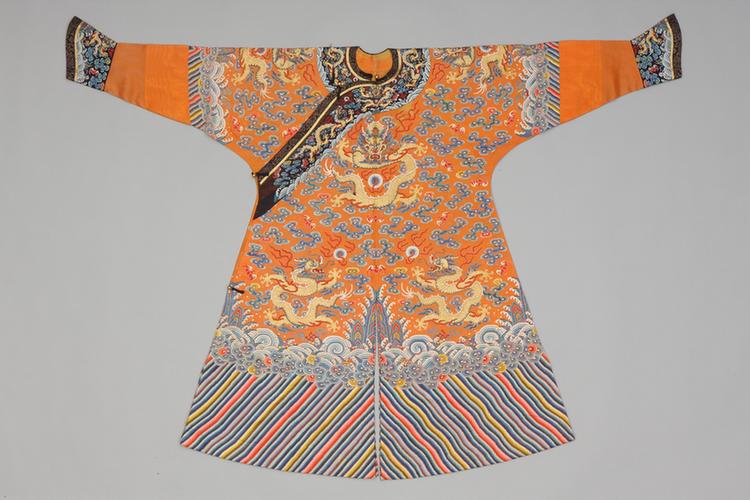 杏黄色纳纱彩云金龙纹男单蟒袍