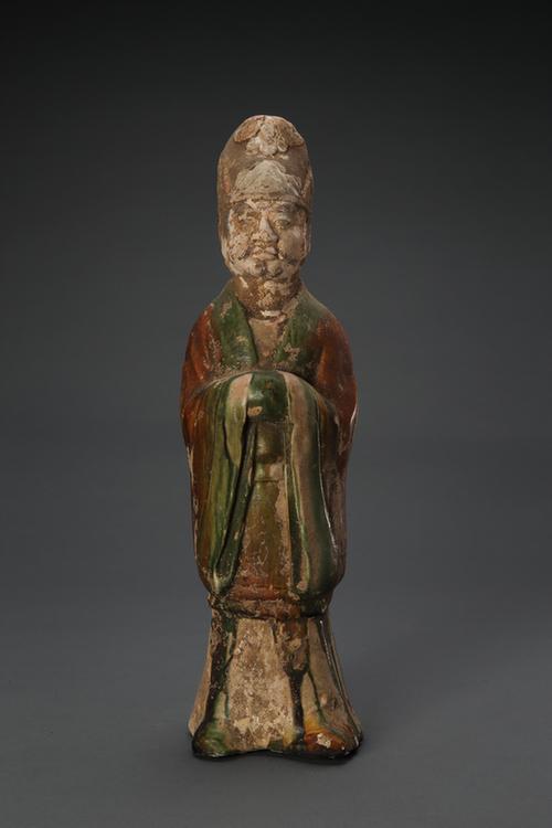 三彩拱手文吏俑