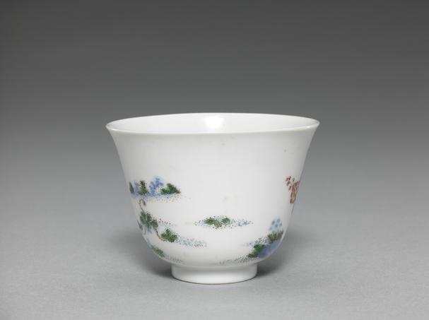 康熙款五彩十二月花卉纹杯-清