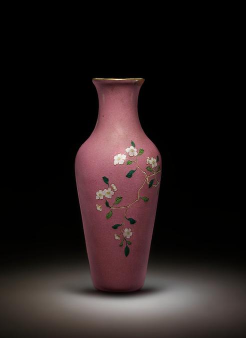 画珐琅折枝花卉纹壁瓶