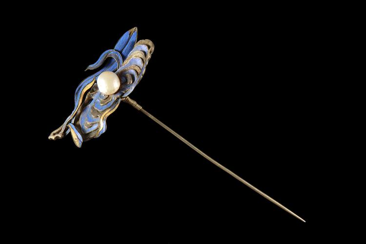 点翠灵芝纹头花