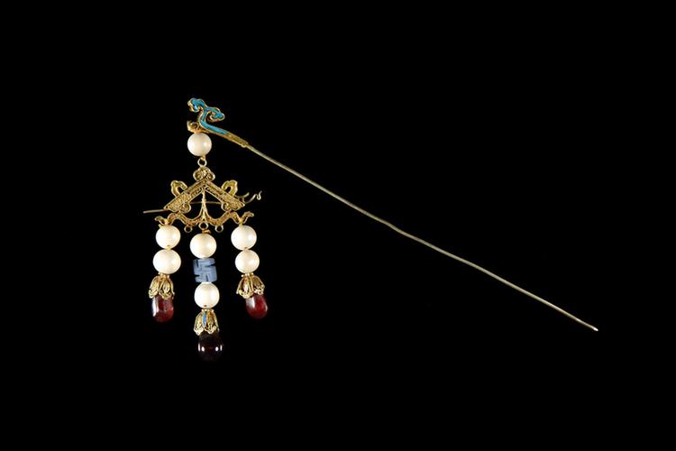 银镀金吉庆纹流苏